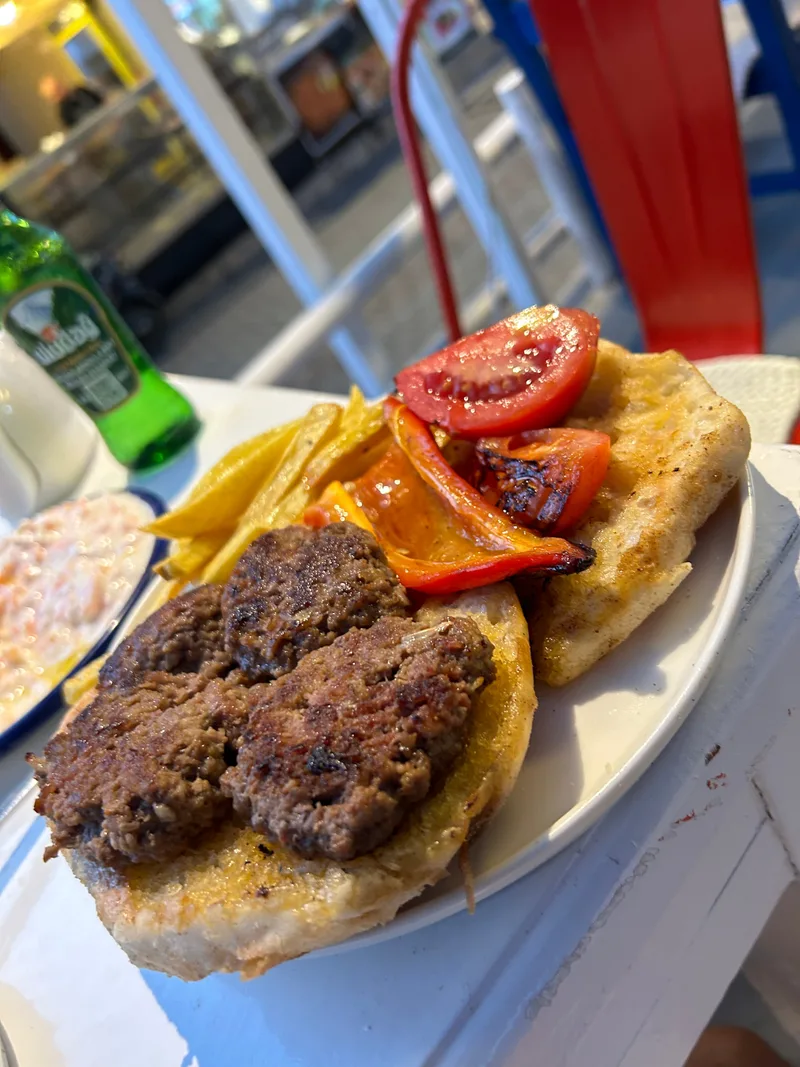 Esoes Burger 2
