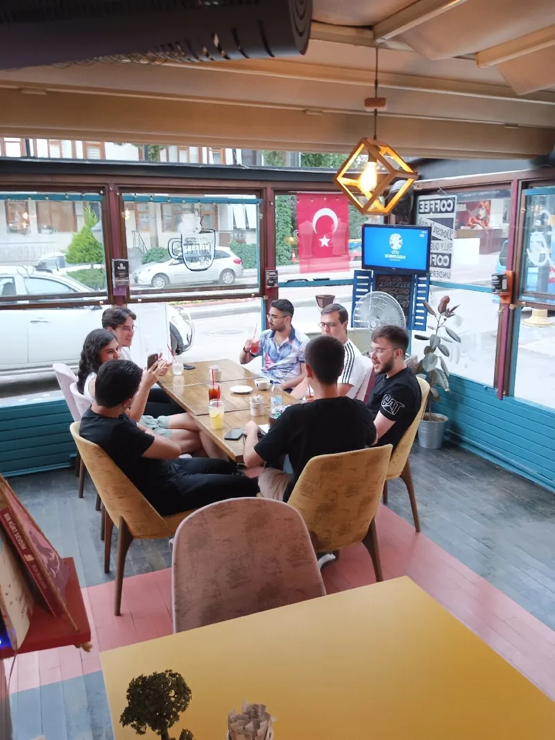 Senor Mehmet Cafe House 5