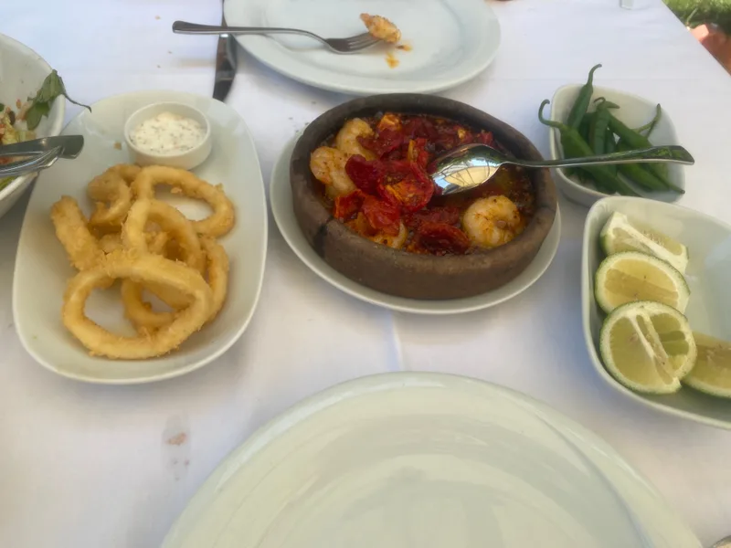Rina Restoran 2