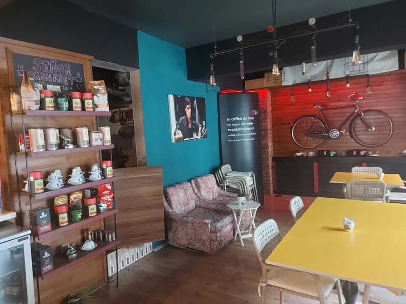 Senor Mehmet Cafe House 2