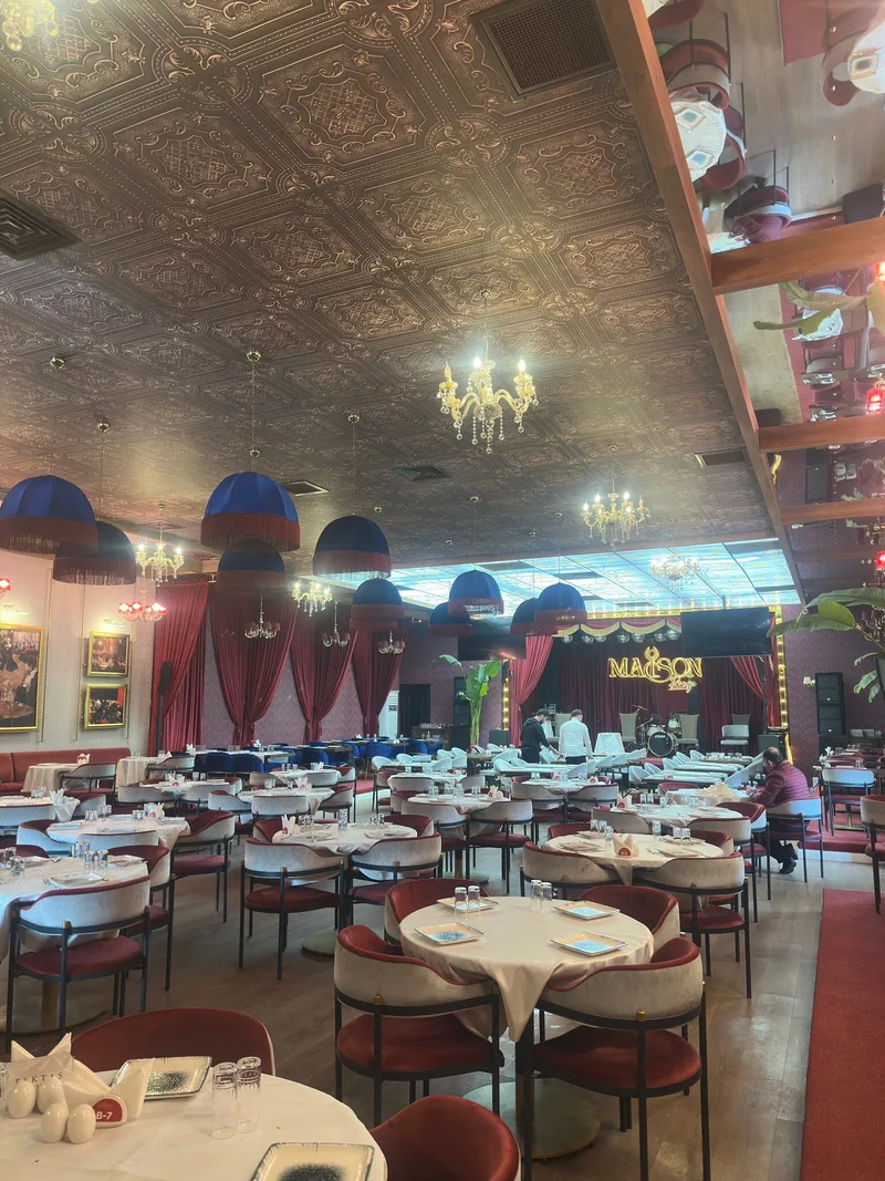 Maison Rouge Uşak 2