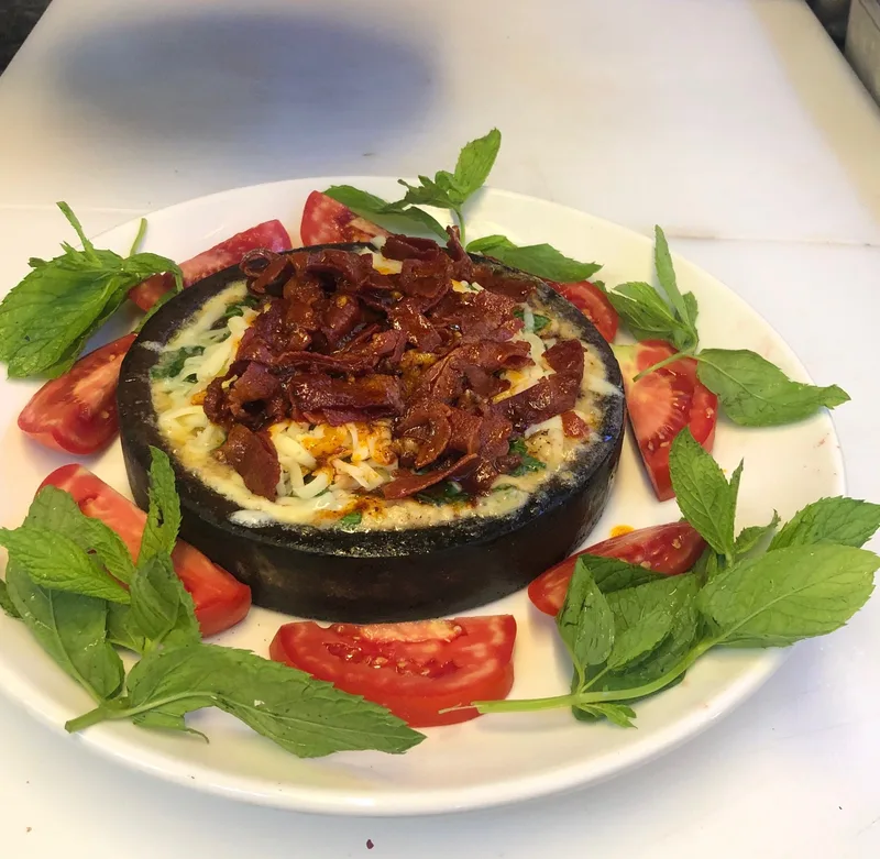 Sofioğlu Fındık Lahmacun & Humus 4
