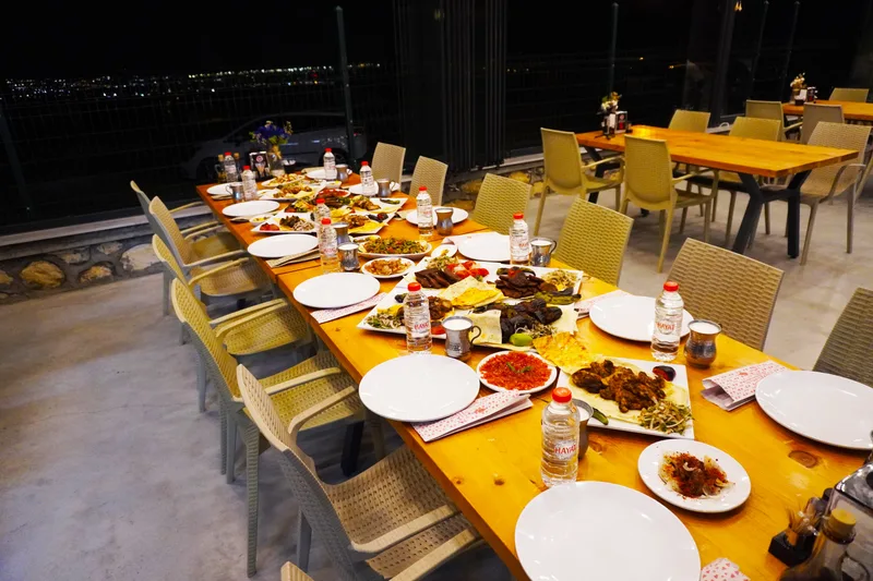 Güven Defas Restaurant & Kasap 2