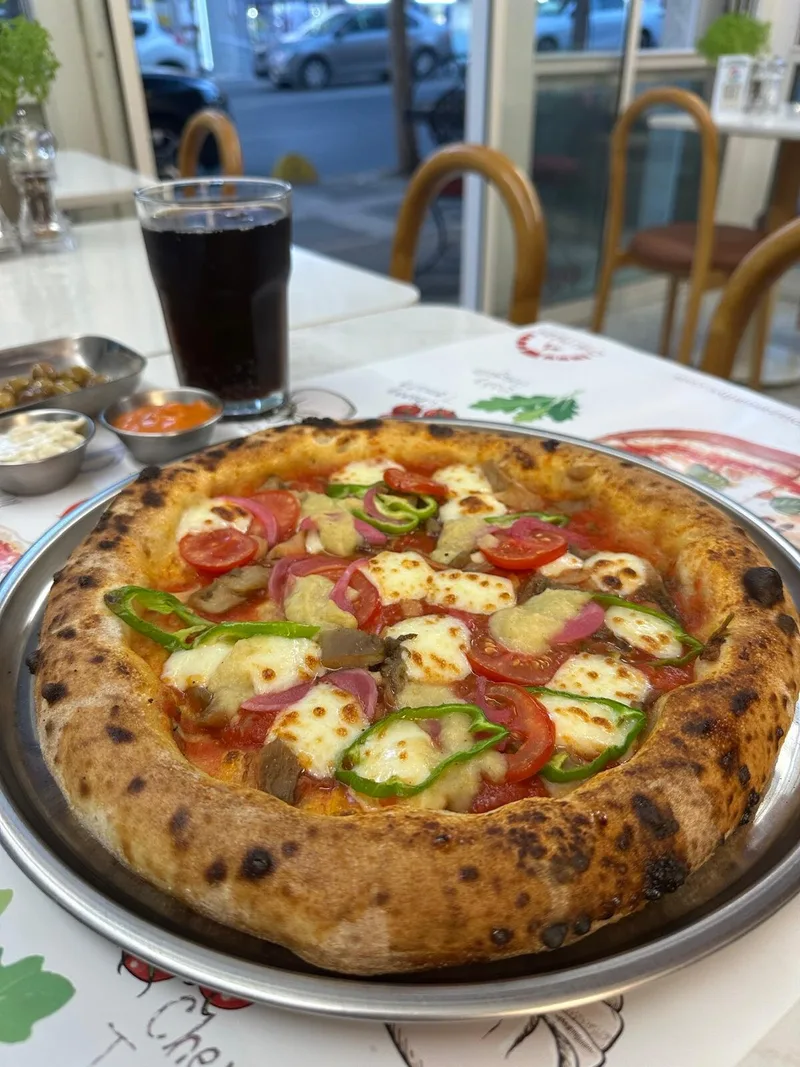 VALERINO NAPOLİ PİZZA 4